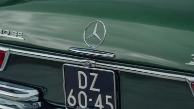 1971 Mercedes - Benz 280 SE 3.5 Coup&eacute;