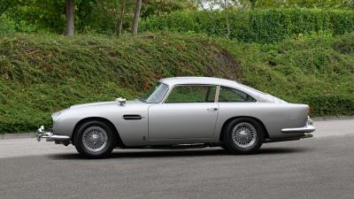 2020 Aston Martin DB5 Goldfinger Edition