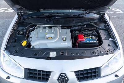 2005 Renault MEGANE