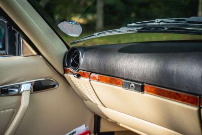 1985 Mercedes - Benz 380SL