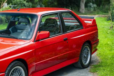 1990 BMW 3-SERIES