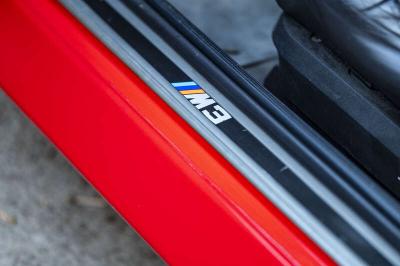1990 BMW 3-SERIES