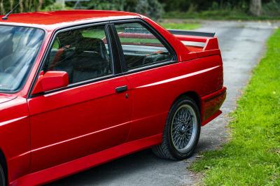 1990 BMW 3-SERIES