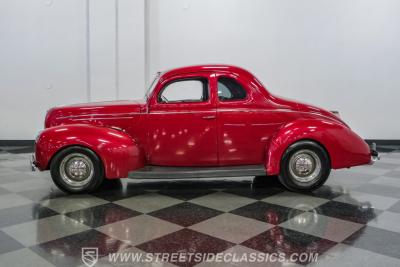 1939 Ford Deluxe Coupe