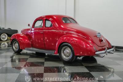 1939 Ford Deluxe Coupe