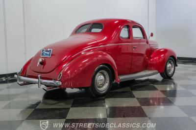 1939 Ford Deluxe Coupe