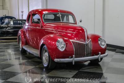 1939 Ford Deluxe Coupe