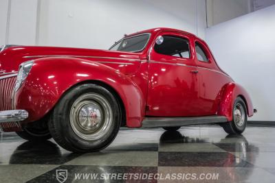 1939 Ford Deluxe Coupe