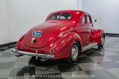 1939 Ford Deluxe Coupe