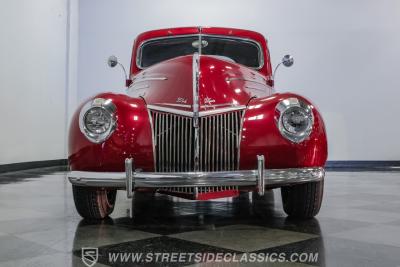 1939 Ford Deluxe Coupe