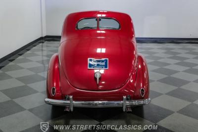 1939 Ford Deluxe Coupe