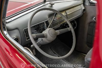 1939 Ford Deluxe Coupe