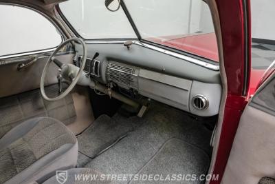 1939 Ford Deluxe Coupe