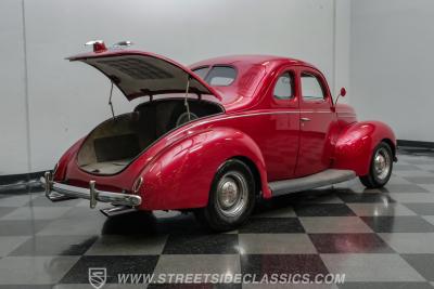 1939 Ford Deluxe Coupe