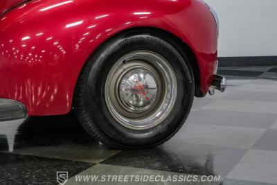 1939 Ford Deluxe Coupe