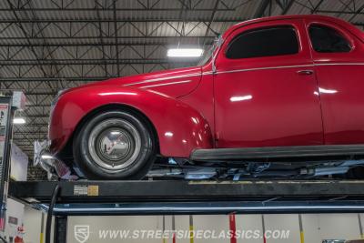 1939 Ford Deluxe Coupe