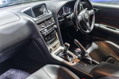 2001 Nissan SKYLINE GT-R