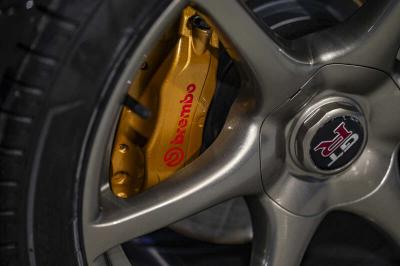 2001 Nissan SKYLINE GT-R