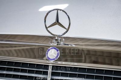 1992 Mercedes - Benz 500-Class