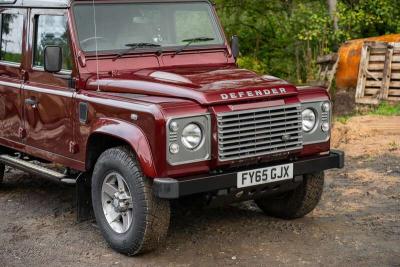 2015 Land Rover Defender 110