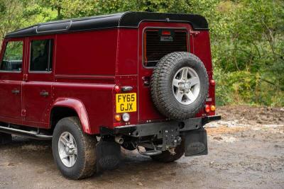 2015 Land Rover Defender 110