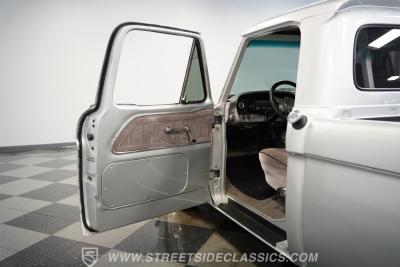 1966 Ford F-100