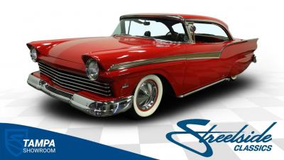1957 Ford Fairlane 500 Club Victoria