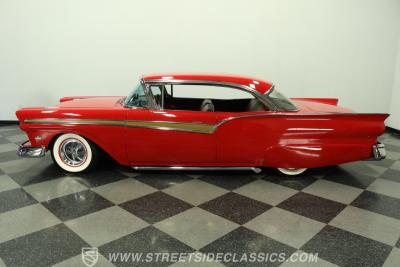 1957 Ford Fairlane 500 Club Victoria