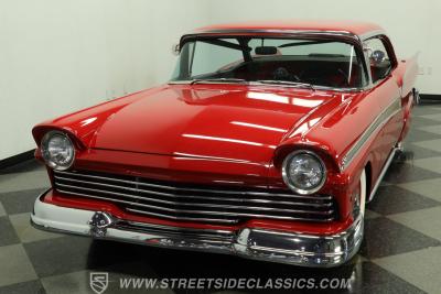 1957 Ford Fairlane 500 Club Victoria