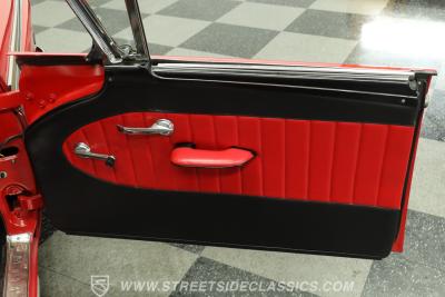 1957 Ford Fairlane 500 Club Victoria