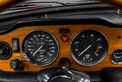 1976 Triumph TR6 upgraded 5 speed