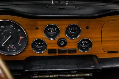1976 Triumph TR6 upgraded 5 speed