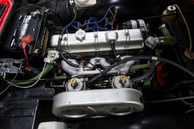 1976 Triumph TR6 upgraded 5 speed