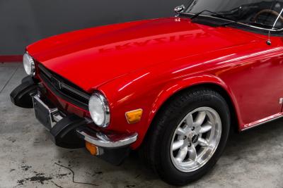 1976 Triumph TR6 upgraded 5 speed
