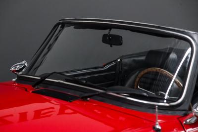 1976 Triumph TR6 upgraded 5 speed