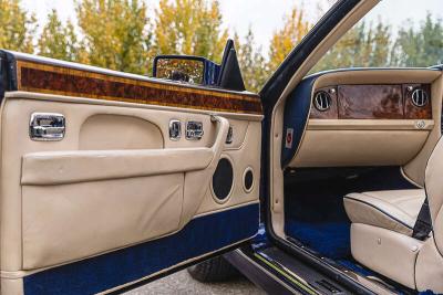 2001 Bentley AZURE