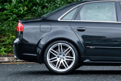 2006 Audi RS4 4.2 QUATTRO