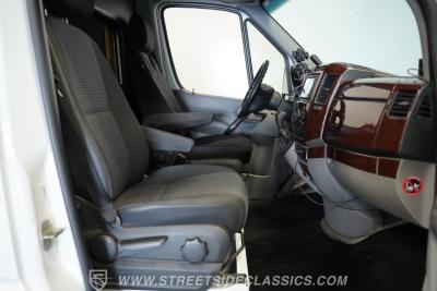 2011 Mercedes - Benz Sprinter 2500 Limousine