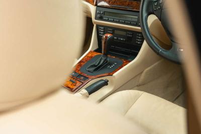 1999 BMW 523I