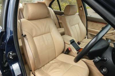 1999 BMW 523I