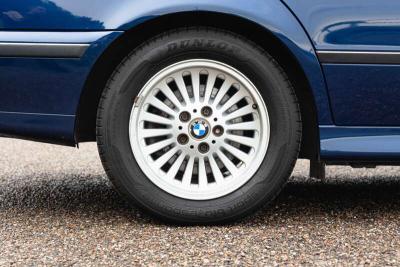 1999 BMW 523I