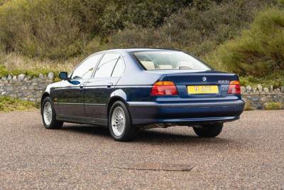 1999 BMW 523I