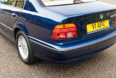 1999 BMW 523I