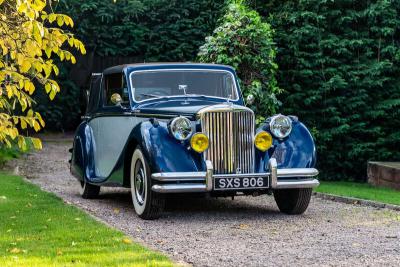 1950 Jaguar MKV THREE-POSITION DROPHEAD COUP&Eacute;