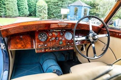 1950 Jaguar MKV THREE-POSITION DROPHEAD COUP&Eacute;