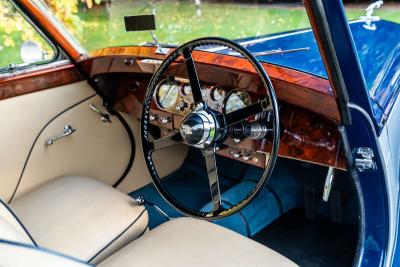 1950 Jaguar MKV THREE-POSITION DROPHEAD COUP&Eacute;
