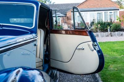 1950 Jaguar MKV THREE-POSITION DROPHEAD COUP&Eacute;