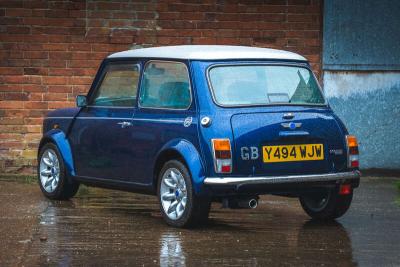 2001 Rover MINI