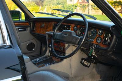 1988 Daimler Double Six