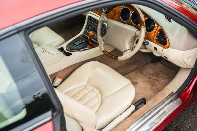 1998 Jaguar XK8